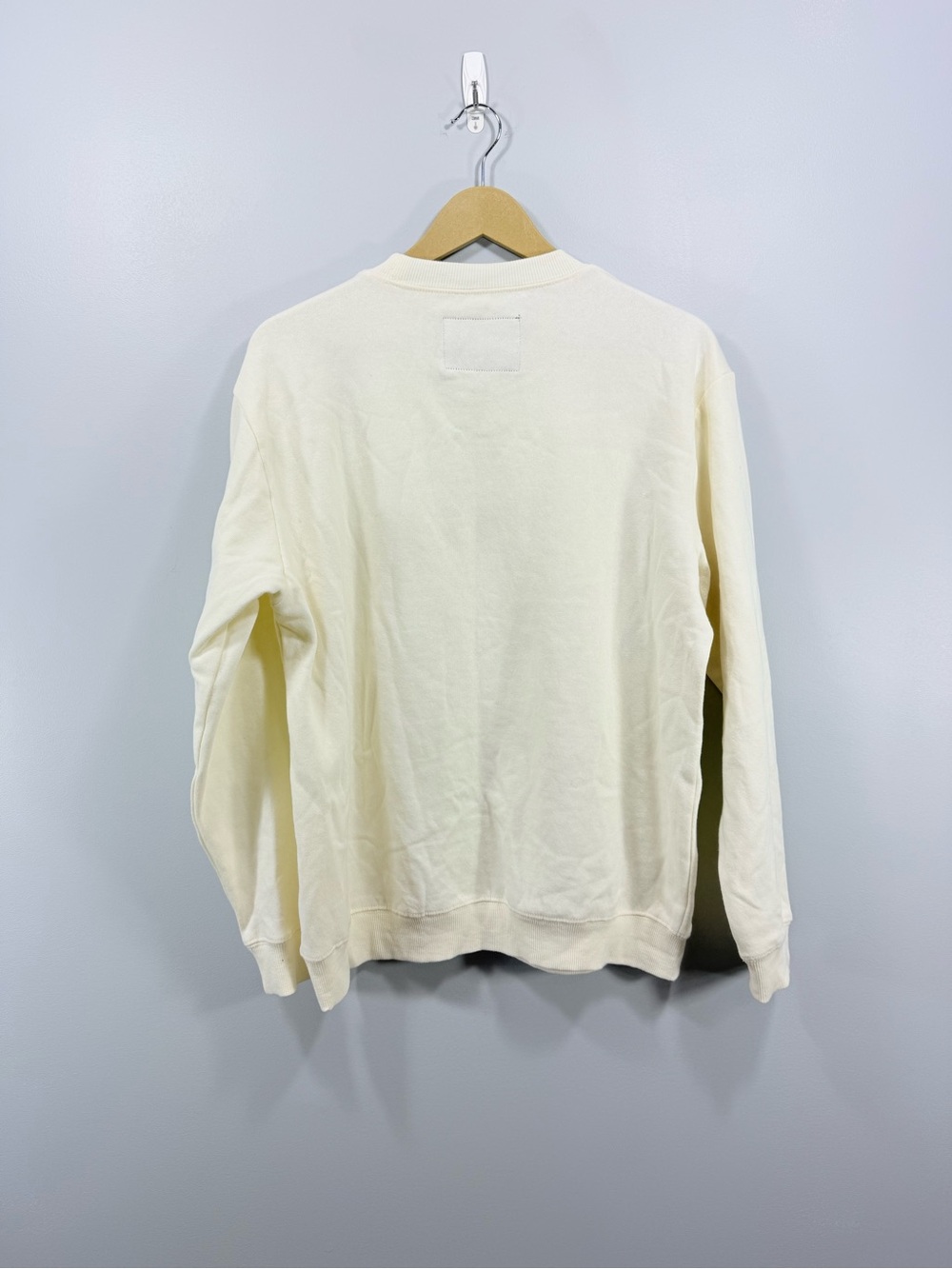 Charlie Brown Cozy Christmas Graphic Crewneck Sweater - Cream Size S - Picture 6 of 6